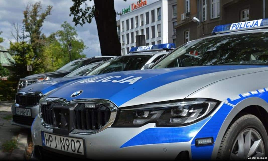 Dwa nowe radiowozy dla pilskich policjantów